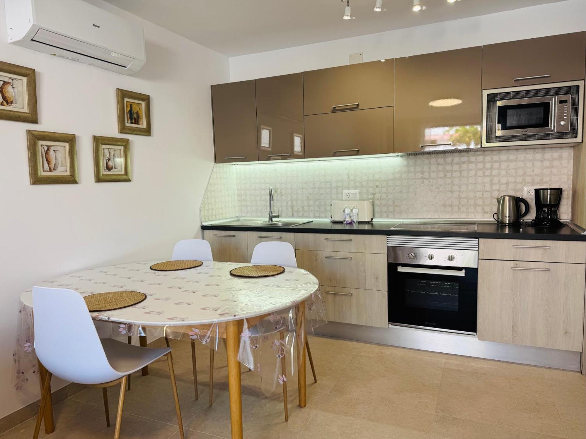 Apartment Americas *